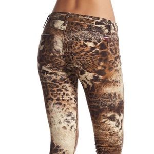 Etienne Marcel Skinny Jeans With Zipper Detail